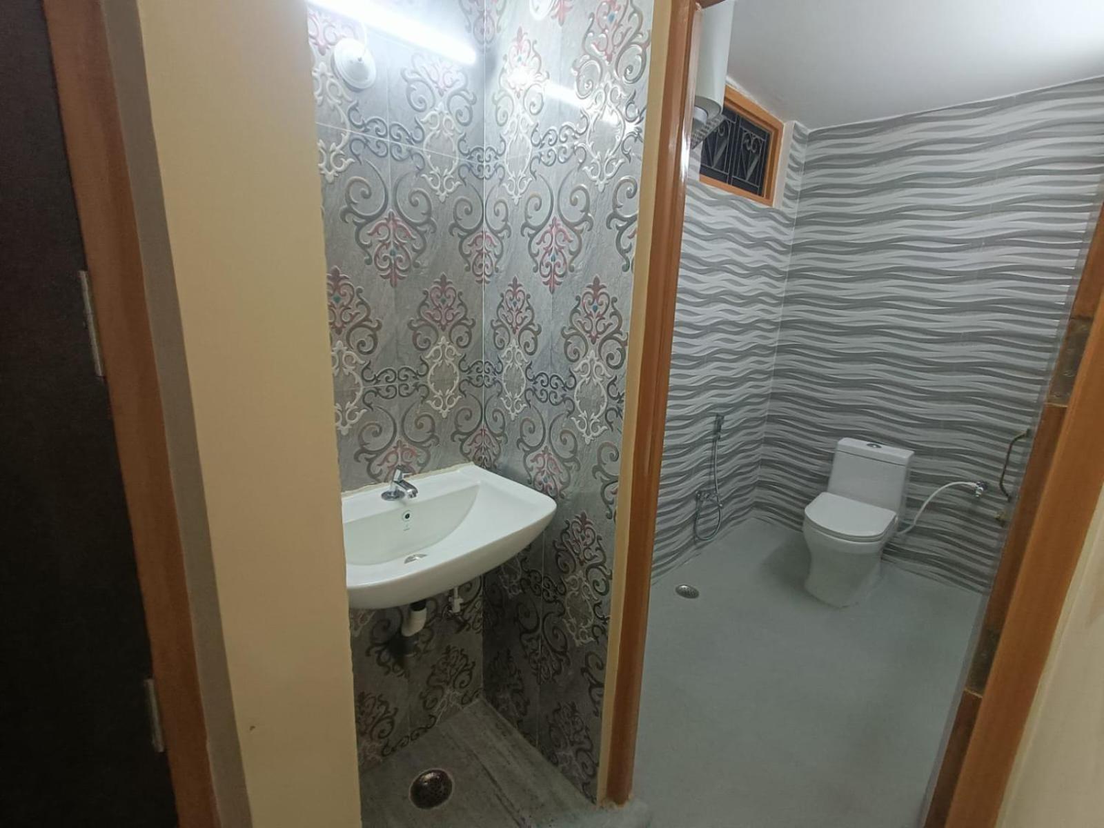 Sarvodaya Residency Hotel Ayodhya Exterior photo