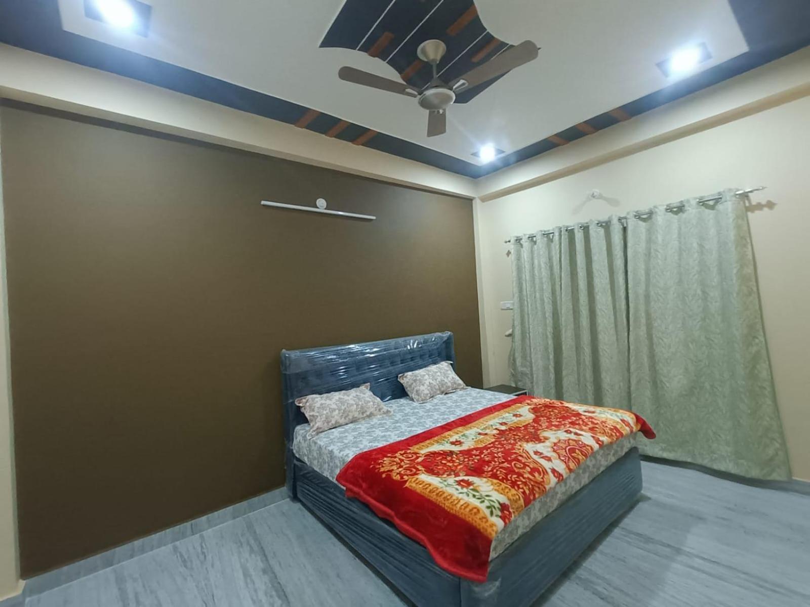 Sarvodaya Residency Hotel Ayodhya Exterior photo